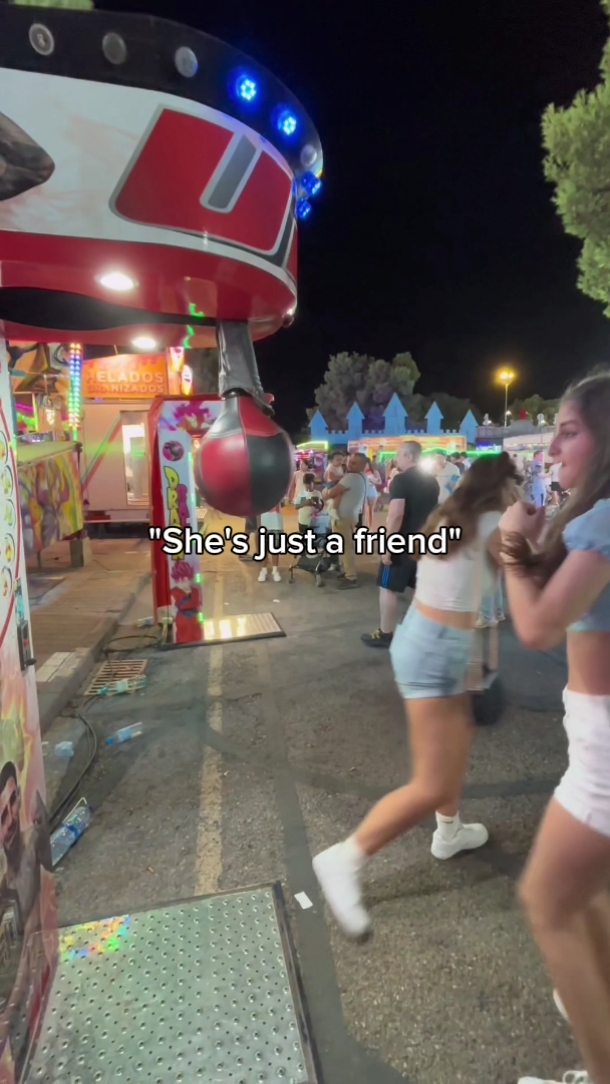 Ella es solo una amiga