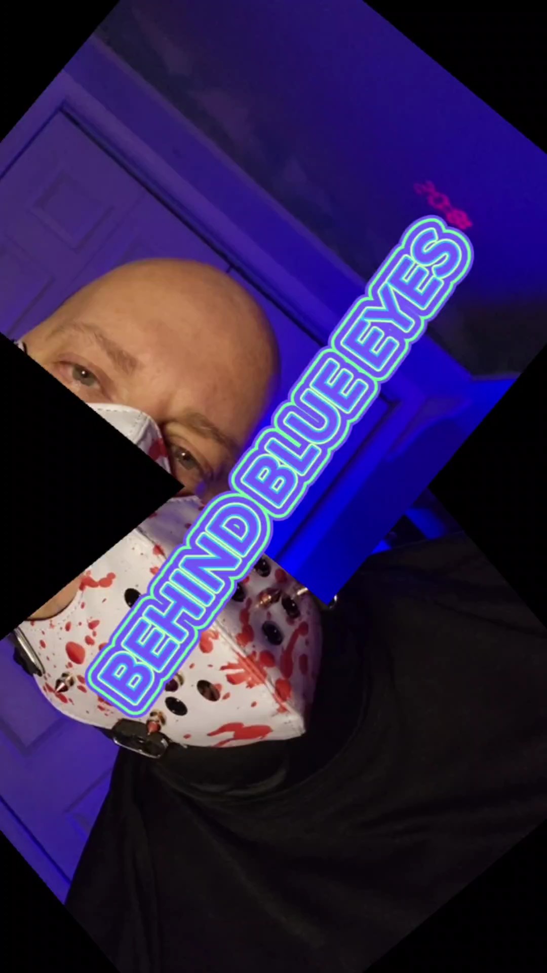 Detrás de los ojos azules 