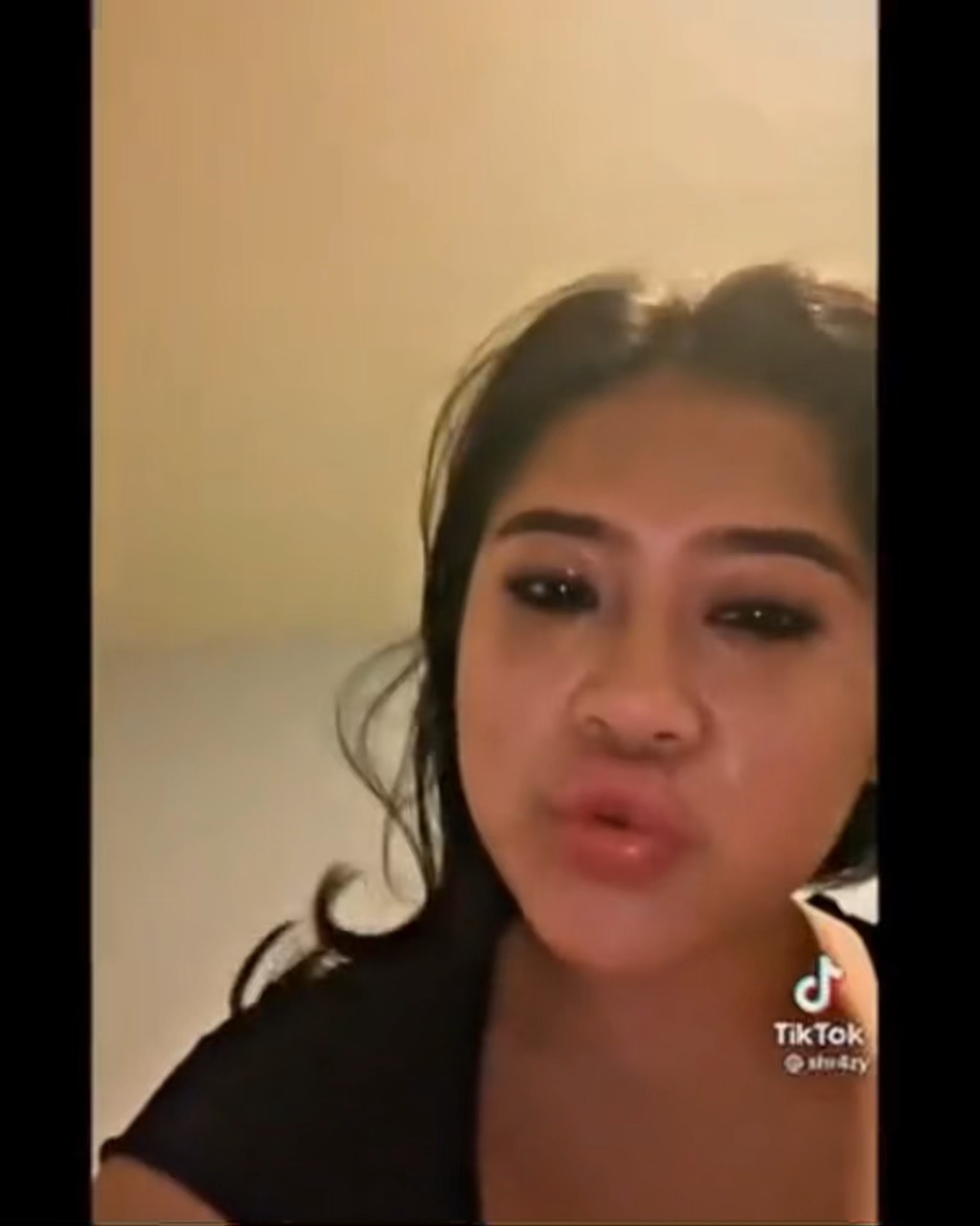Niña llorando 