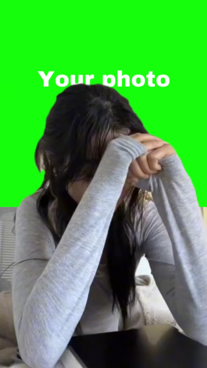Letakkan fotomu di sini
