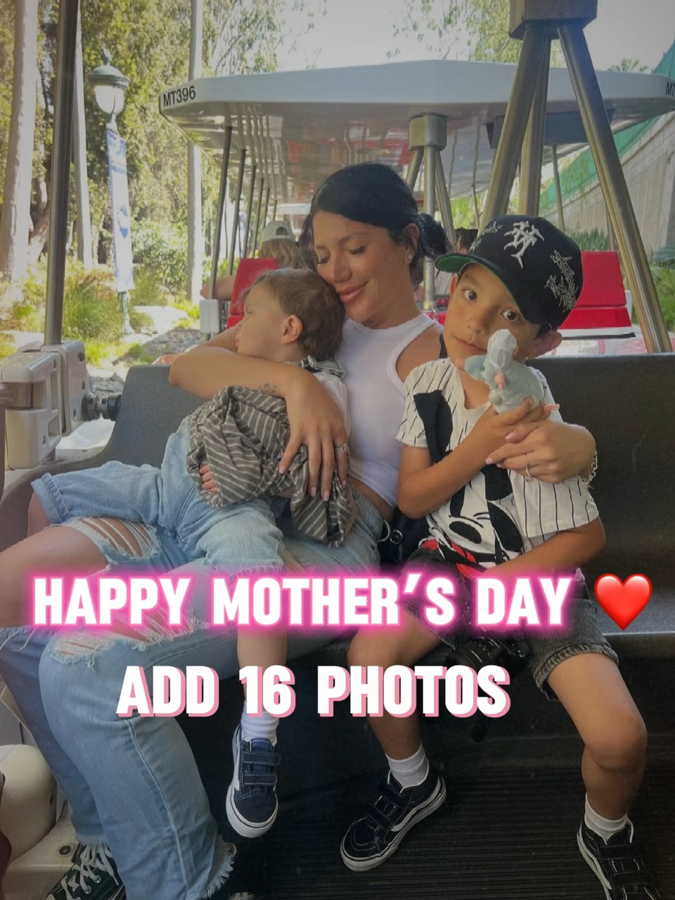 Feliz Día de la Madre 🤍