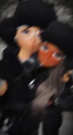Blur to clear