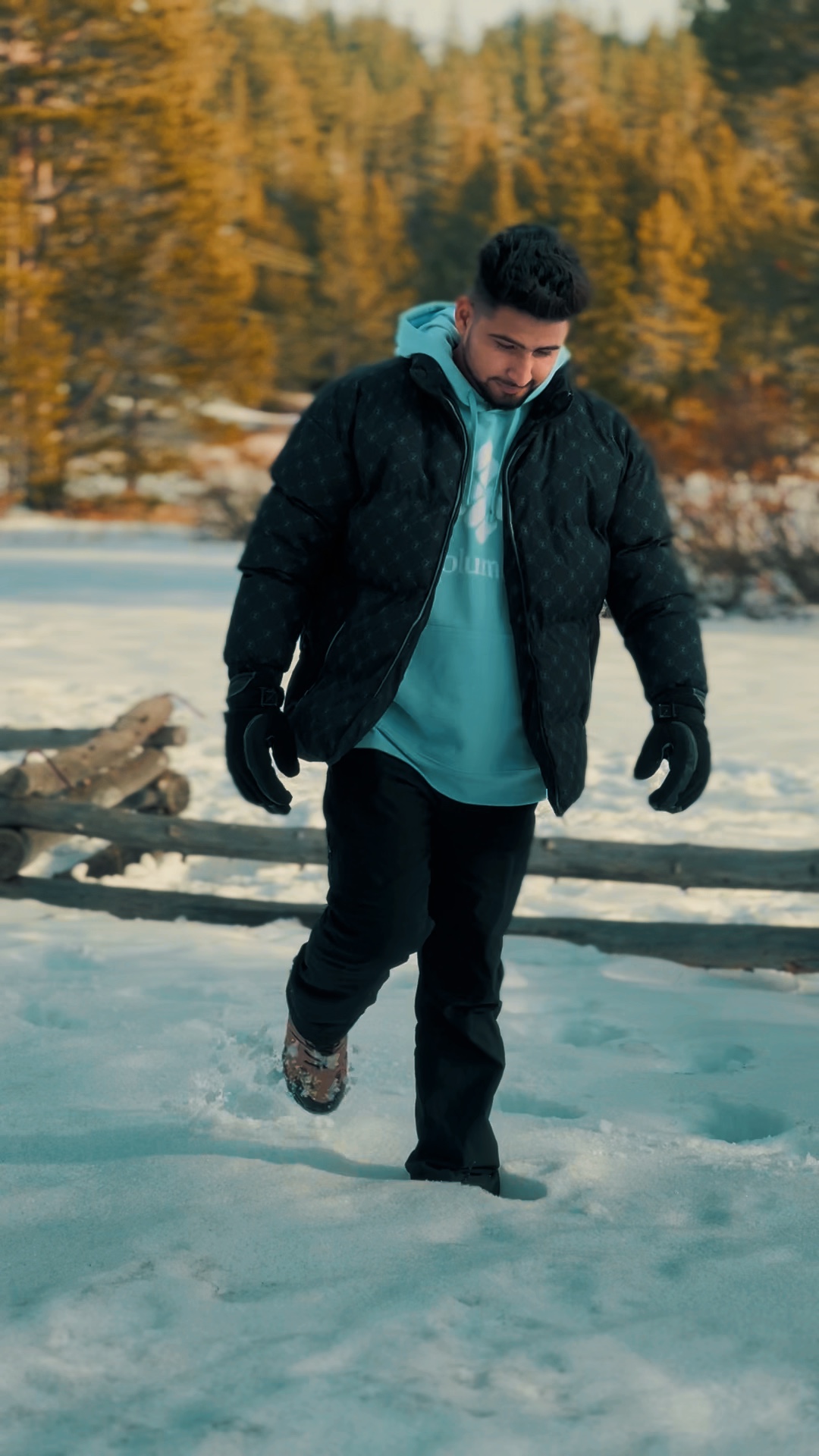 SNOW 