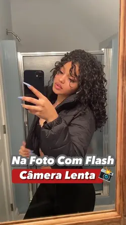Na foto com flash 